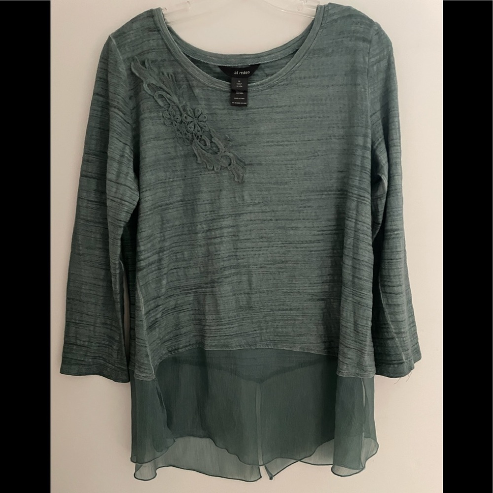 Ladies tunic top
